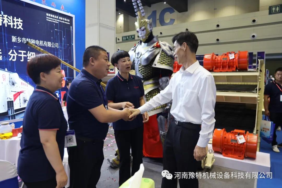 重磅——展會第一天，豫特科技～新特電機現(xiàn)場實況